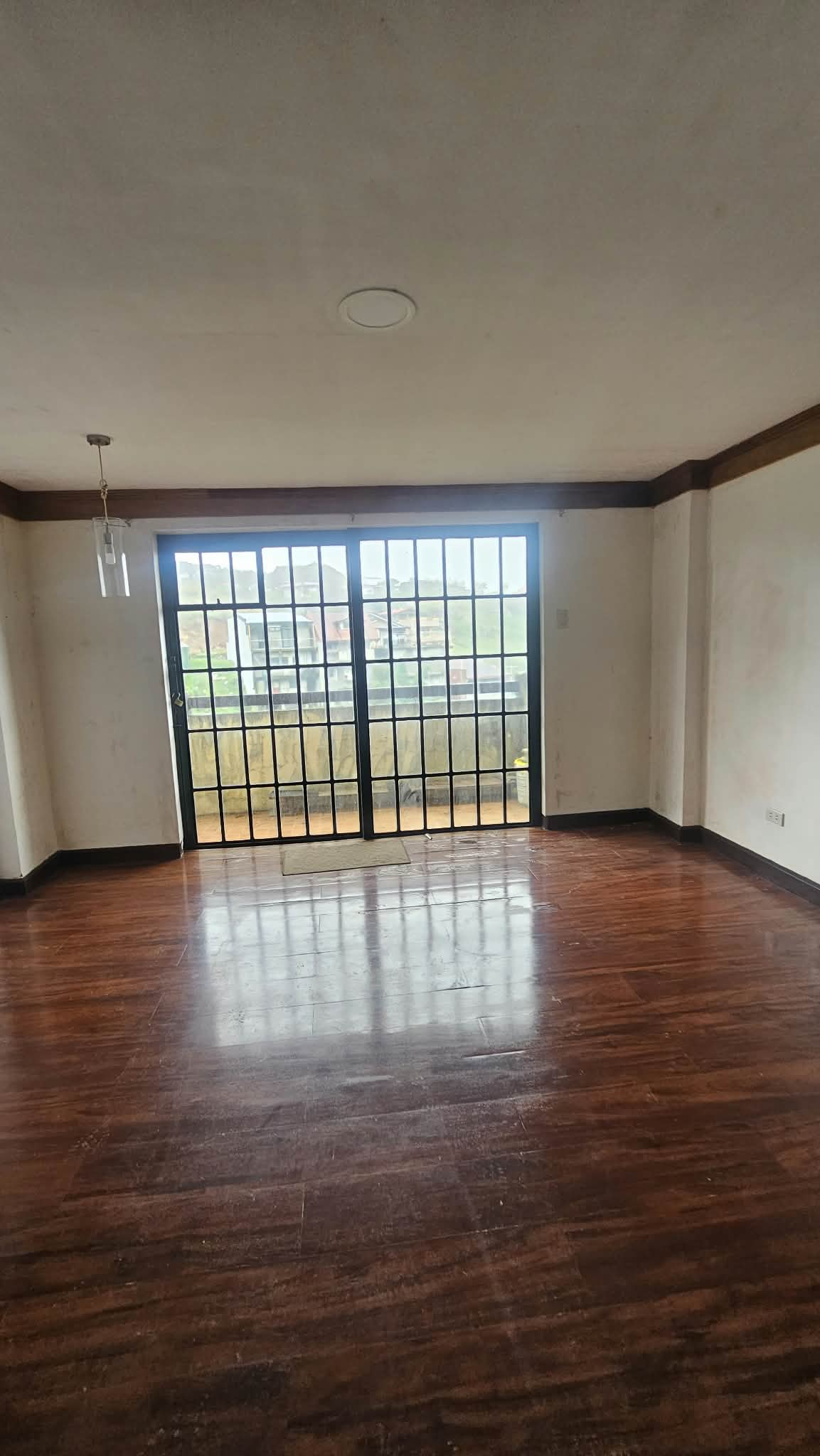 Spacious 1-Bedroom Retreat at Foggy Hills Condo, Dontogan 